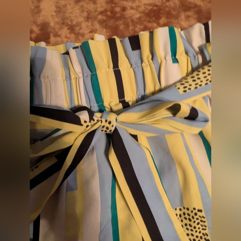 SHEIN High Waist Striped Paper Bag Shorts with Tie- Blue, Yellow, Black - Picture 3 of 7